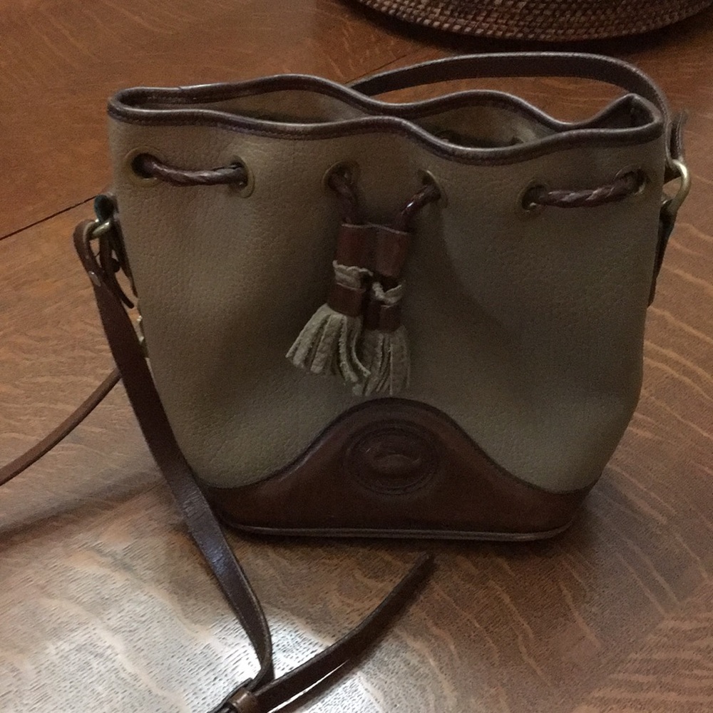 Dooney & Bourke purse